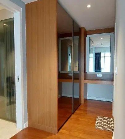 Majestic Apartment Klcc Kuala Lumpur Exterior photo
