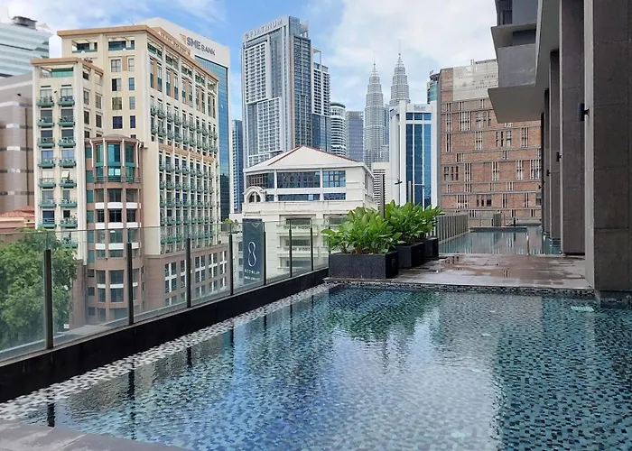 Majestic Apartment Klcc