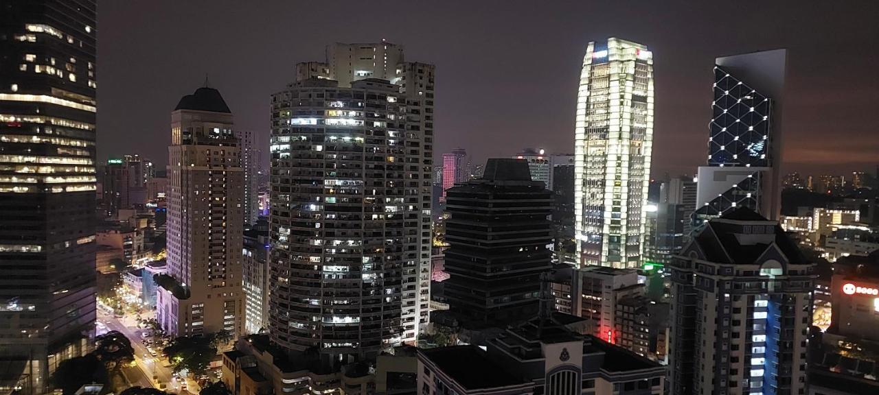 Majestic Klcc Apartment
