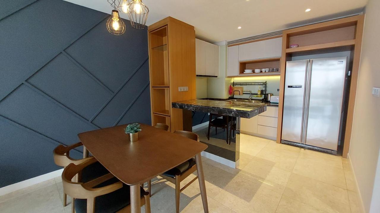 Majestic Klcc Apartment